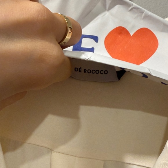 De Rococo Button Down - Picture 2 of 5